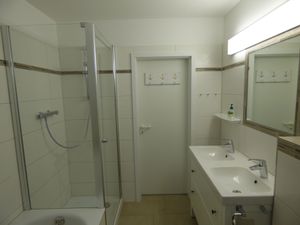 18773549-Ferienwohnung-8-Sellin (Ostseebad)-300x225-4