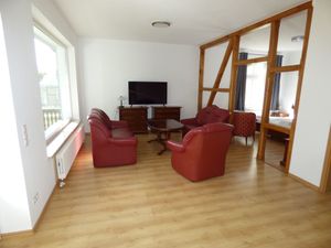 23679899-Ferienwohnung-6-Sellin (Ostseebad)-300x225-3