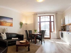 18074306-Ferienwohnung-2-Sellin (Ostseebad)-300x225-5