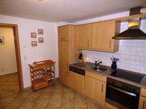 23578604-Ferienwohnung-2-Sellin (Ostseebad)-300x225-5