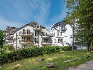 23646527-Ferienwohnung-3-Sellin (Ostseebad)-300x225-0