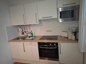 23925085-Ferienwohnung-6-Sellin (Ostseebad)-300x225-2