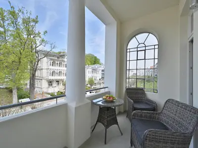 Balkon. Balkon 1 zur Wilhelmstraße