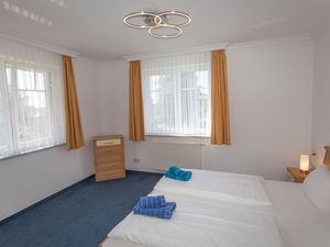 21710919-Ferienwohnung-4-Sellin (Ostseebad)-300x225-5