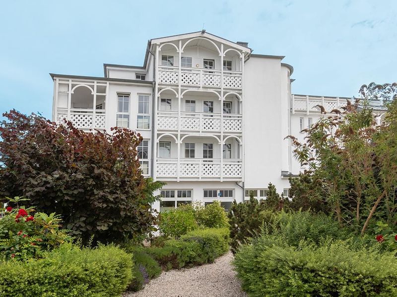 23443899-Ferienwohnung-4-Sellin (Ostseebad)-800x600-0