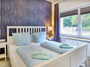 23669650-Ferienwohnung-6-Sellin (Ostseebad)-300x225-2