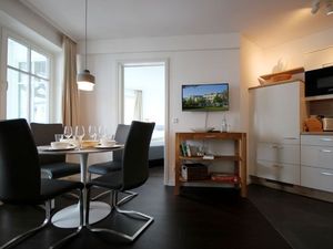 22279929-Ferienwohnung-4-Sellin (Ostseebad)-300x225-5