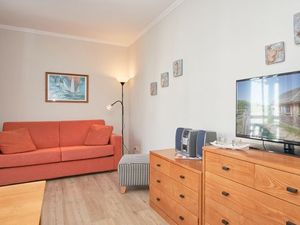 22296031-Ferienwohnung-2-Sellin (Ostseebad)-300x225-0