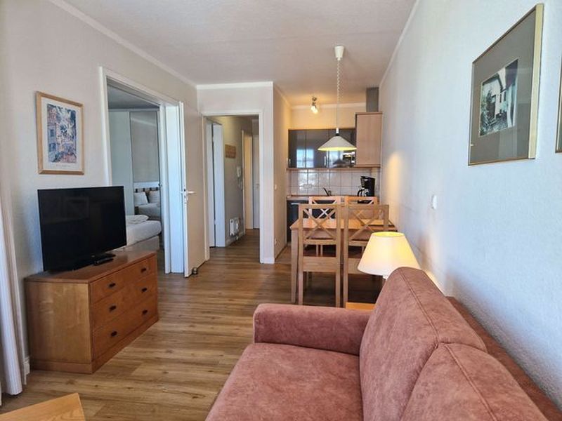 22296021-Ferienwohnung-4-Sellin (Ostseebad)-800x600-0