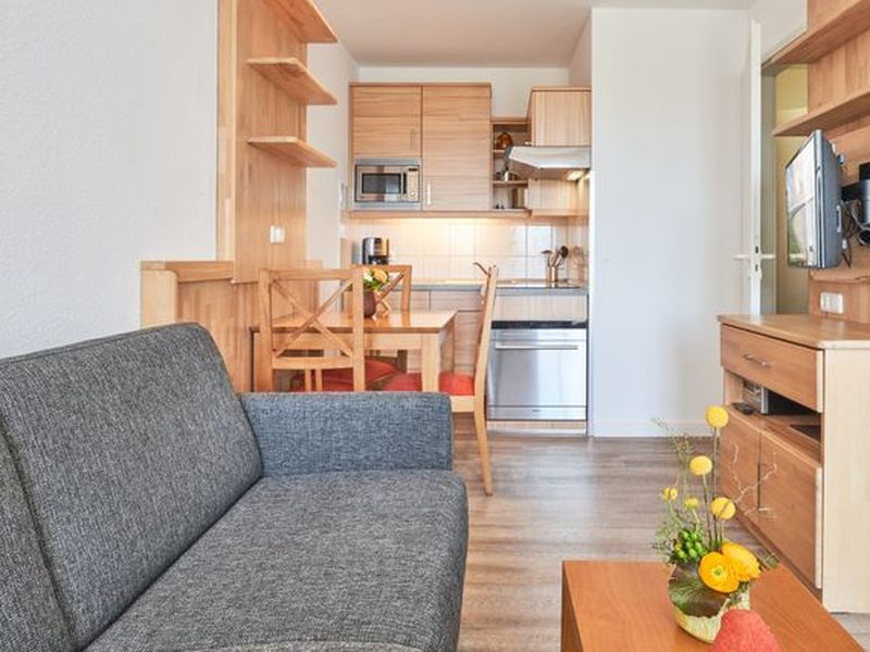 22296143-Ferienwohnung-3-Sellin (Ostseebad)-800x600-1