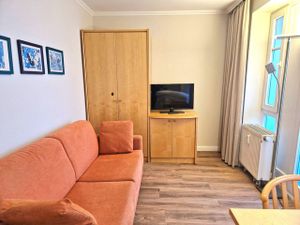 22296339-Ferienwohnung-2-Sellin (Ostseebad)-300x225-4