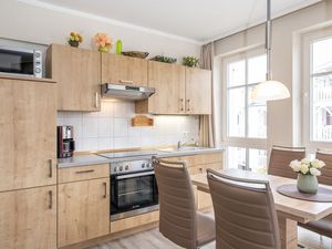 22296285-Ferienwohnung-4-Sellin (Ostseebad)-300x225-2