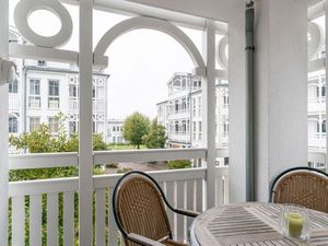 22296161-Ferienwohnung-4-Sellin (Ostseebad)-300x225-1