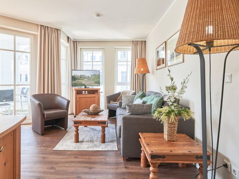 22296455-Ferienwohnung-4-Sellin (Ostseebad)-800x600-0