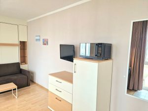 22296047-Ferienwohnung-2-Sellin (Ostseebad)-300x225-4