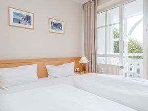 22296095-Ferienwohnung-3-Sellin (Ostseebad)-300x225-3