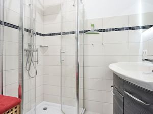 22296183-Ferienwohnung-4-Sellin (Ostseebad)-300x225-4