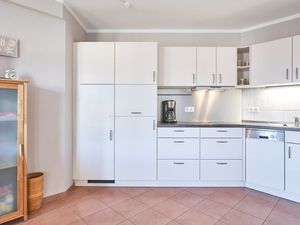 22296149-Ferienwohnung-4-Sellin (Ostseebad)-300x225-2