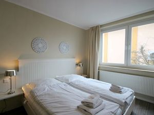 23037961-Ferienwohnung-4-Sellin (Ostseebad)-300x225-3