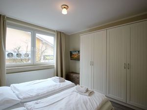 23037961-Ferienwohnung-4-Sellin (Ostseebad)-300x225-5