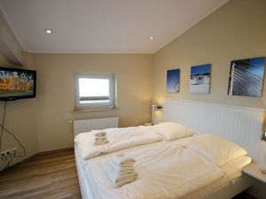 23037897-Ferienwohnung-2-Sellin (Ostseebad)-300x225-2