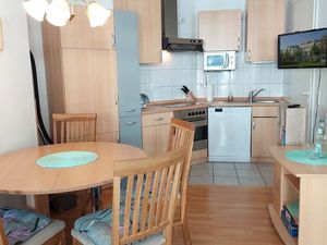 23648510-Ferienwohnung-5-Sellin (Ostseebad)-300x225-5