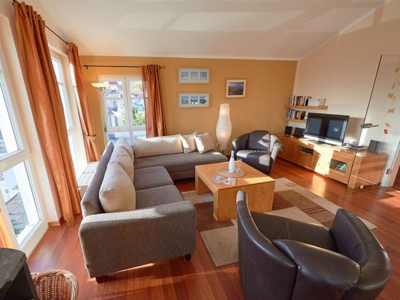 23910960-Ferienwohnung-8-Sellin (Ostseebad)-800x600-0