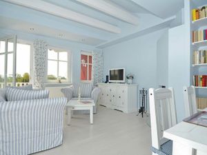 23910962-Ferienwohnung-4-Sellin (Ostseebad)-300x225-3