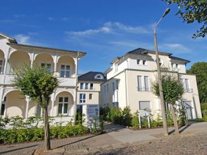 23911003-Ferienwohnung-3-Sellin (Ostseebad)-300x225-1