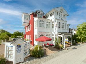 23911010-Ferienwohnung-2-Sellin (Ostseebad)-300x225-2