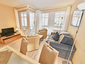 23911030-Ferienwohnung-3-Sellin (Ostseebad)-300x225-1