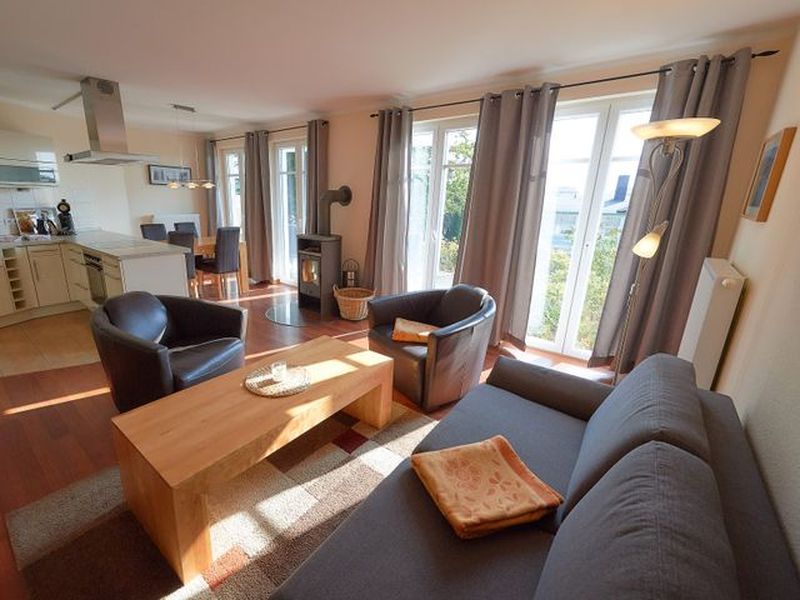 23911059-Ferienwohnung-4-Sellin (Ostseebad)-800x600-0