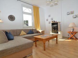 23911064-Ferienwohnung-5-Sellin (Ostseebad)-300x225-3