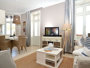 23911107-Ferienwohnung-2-Sellin (Ostseebad)-300x225-3