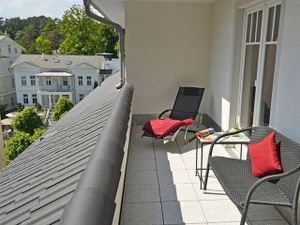 23911121-Ferienwohnung-4-Sellin (Ostseebad)-300x225-3