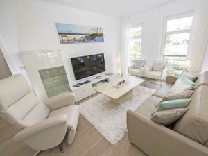 23911399-Ferienwohnung-6-Sellin (Ostseebad)-300x225-1