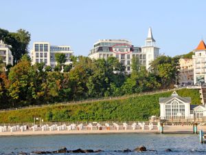 23911405-Ferienwohnung-2-Sellin (Ostseebad)-300x225-3