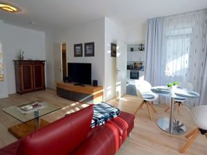 23911475-Ferienwohnung-2-Sellin (Ostseebad)-300x225-1