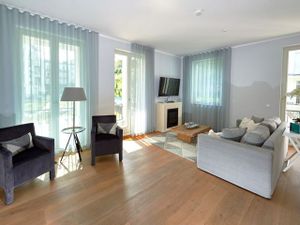 23911478-Ferienwohnung-4-Sellin (Ostseebad)-300x225-4