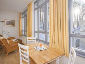 23911523-Ferienwohnung-3-Sellin (Ostseebad)-300x225-1