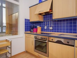 23911523-Ferienwohnung-3-Sellin (Ostseebad)-300x225-3