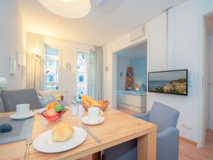 23911526-Ferienwohnung-2-Sellin (Ostseebad)-300x225-3