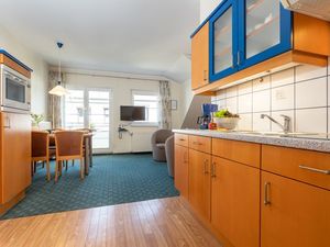 23911546-Ferienwohnung-2-Sellin (Ostseebad)-300x225-2