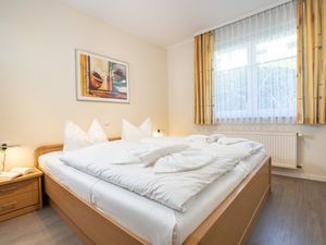 23911548-Ferienwohnung-2-Sellin (Ostseebad)-300x225-1