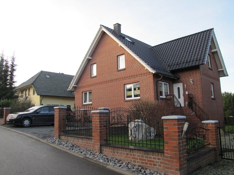 18717522-Ferienwohnung-3-Sellin (Ostseebad)-800x600-0