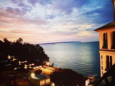 Ausblick aus dem Fenster. Abendlicher Ausblick von der Loggia