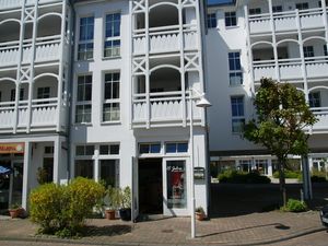 18790310-Ferienwohnung-4-Sellin (Ostseebad)-300x225-1