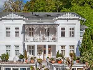 22274463-Ferienwohnung-4-Sellin (Ostseebad)-300x225-4