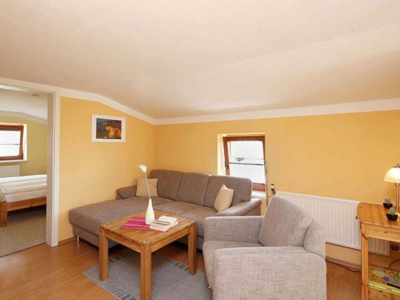 22280535-Ferienwohnung-4-Sellin (Ostseebad)-800x600-2