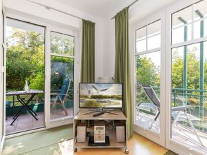 23911555-Ferienwohnung-2-Sellin (Ostseebad)-300x225-4